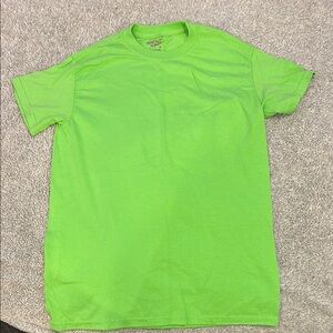 Gildan Green Short Sleeve Tee